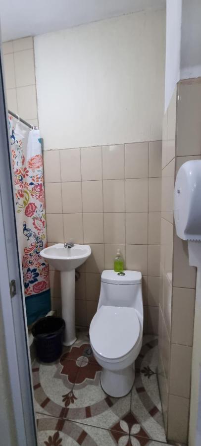 Hotel Chaparral Panajachel Zewnętrze zdjęcie